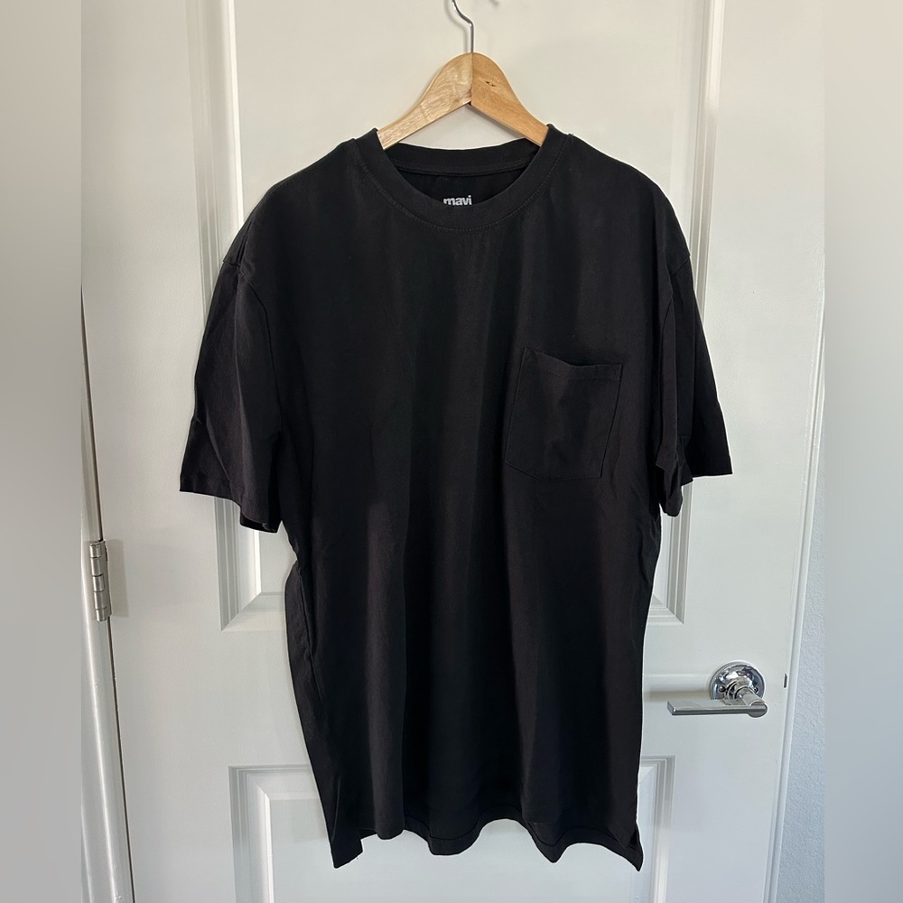 NWOT Mavi mens loose fit tshirt